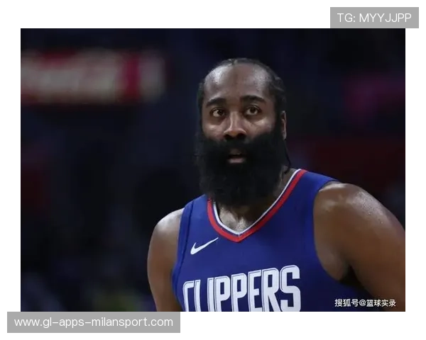 哈登三双难救快船，火力全开仍旧难掩困境