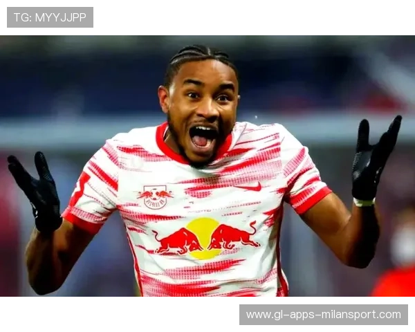 切尔西恩昆库任意球直接破网