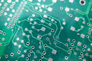 德甲球队利用深度学习模型预测对手阵型变化趋势，德甲打法特点